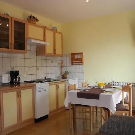 In Dramalj- Mit Balkon Und Meerblick By Interhome * دْغاماي