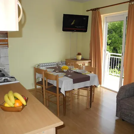 In Dramalj- Mit Balkon Und Meerblick By Interhome شقة *