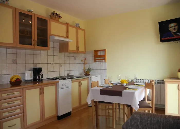 In Dramalj- Mit Balkon Und Meerblick By Interhome * 드라말리