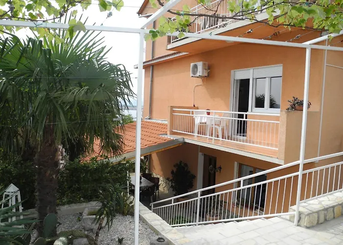 In Dramalj- Mit Balkon Und Meerblick By Interhome *